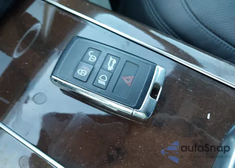 2020 Land Rover Range Rover P525 Hse from USA, damaged, VIN SALGS2SE7LA592002